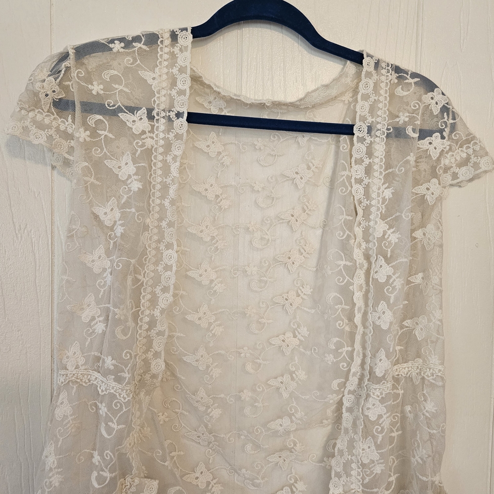 Elegant Lace Cardigan